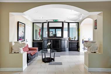 Super 8 by Wyndham Houston North I-45