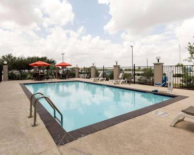 Comfort Suites near Westchase on Beltway 8