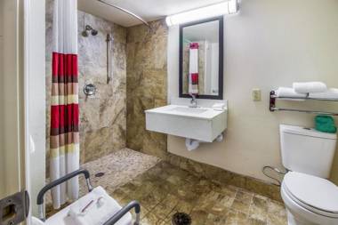 Red Roof Inn Houston East I-10