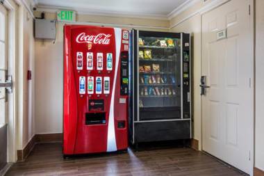 Red Roof Inn Houston East I-10