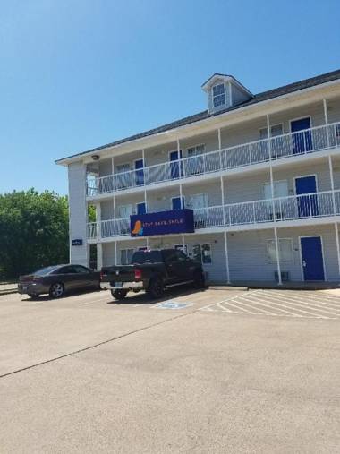 InTown Suites Extended Stay Houston Tx- West Oaks