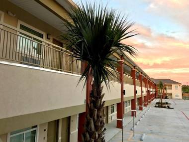 Grand Villa Inn & Suites Westchase