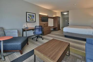 Holiday Inn Express & Suites - Houston East - Beltway 8 an IHG Hotel