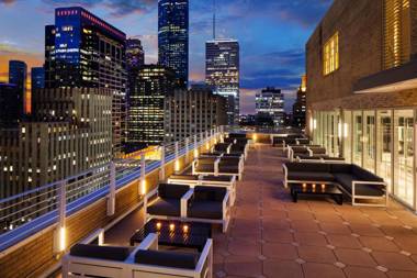 Le Meridien Houston Downtown