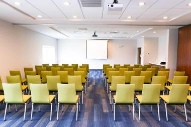 Holiday Inn Express & Suites - Houston IAH - Beltway 8 an IHG Hotel