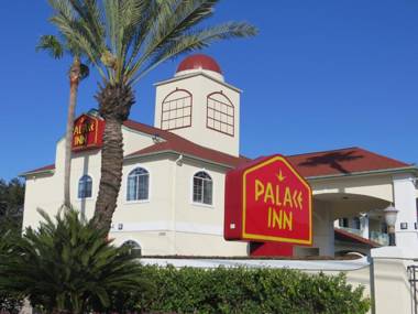 Palace Inn I-10 West & Beltway 8