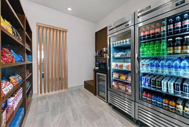 Holiday Inn Express & Suites Memorial – CityCentre an IHG Hotel