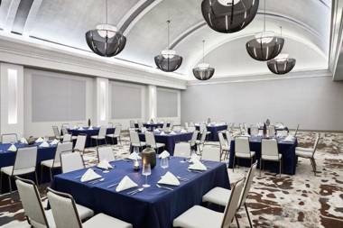 AC Hotel by Marriott Houston Downtown