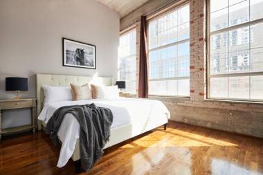 Sonder The Hogg Palace