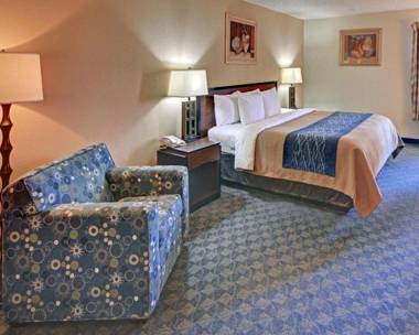 Quality Inn & Suites DFW Airport South