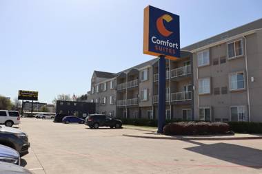 Comfort Suites DFW Airport