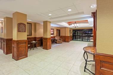 Holiday Inn Express & Suites - Laredo-Event Center Area an IHG Hotel