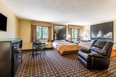 Super 8 by Wyndham League City