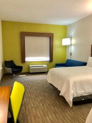 Holiday Inn Express & Suites Longview South I-20 an IHG Hotel