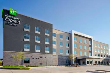 Holiday Inn Express & Suites Lubbock Central - Univ Area an IHG Hotel