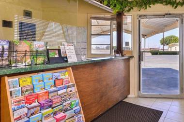 Scottish Inns & Suites