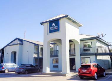 HomeTowne Studios Midland