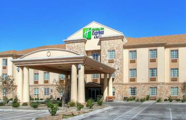 Holiday Inn Express & Suites Pecos an IHG Hotel