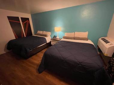 B&J HOTEL AND APARTMENTS