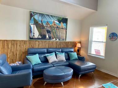 The Surf Shack PB105