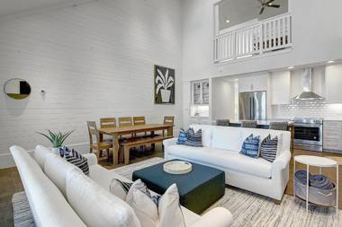 Dolphin's Landing TC 5102