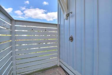 Beyond Paradise 119 SE