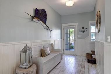 Coastal Hideaway 230 BE