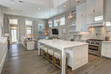 Merroway Cove 223 BE