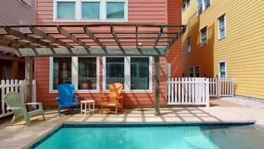 VW46 4BR Beautiful Home Private Heated Pool Stunning Roof-top Views of Gulf