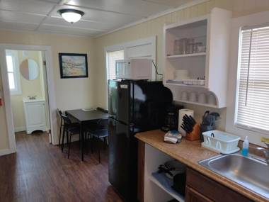 Double Barr Cottage Inn