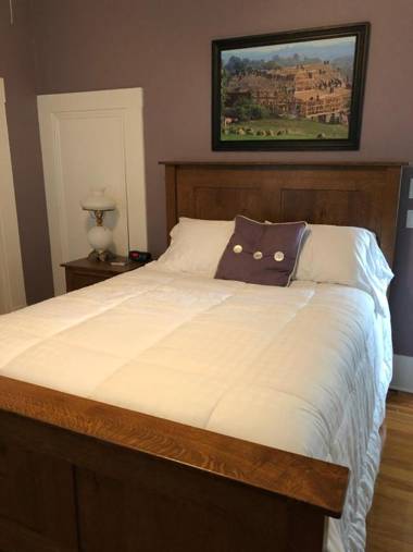 Whooping Crane Manor B & B