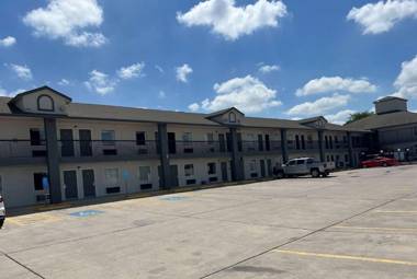 Days Inn by Wyndham San Antonio Interstate Hwy 35 North