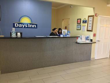 Days Inn by Wyndham San Antonio Northwest/Seaworld