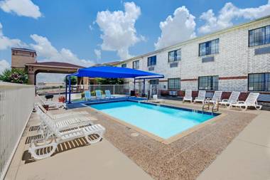 SureStay Plus Hotel By Best Western San Antonio North 281 N