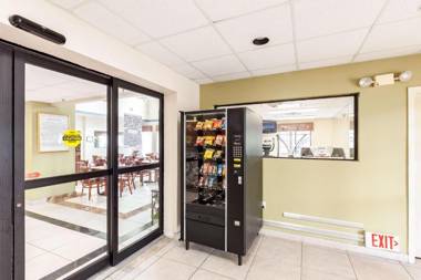 Quality Inn Near Seaworld - Lackland