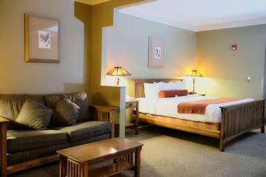 Best Western Plus Sunset Suites Riverwalk