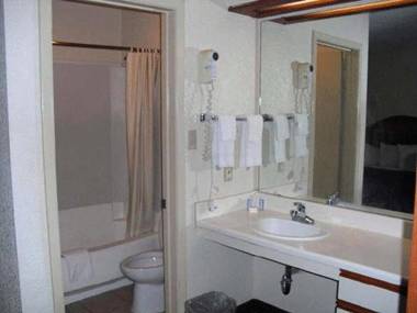 Homegate Studio and Suites San Antonio