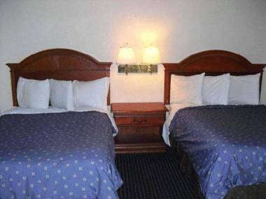 Homegate Studio and Suites San Antonio