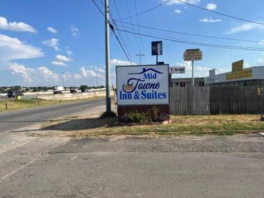 Mid Towne Inn & Suites