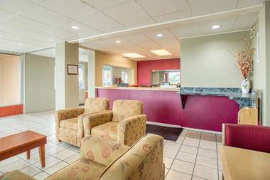 OYO Hotel San Antonio Lackland Air Force Base North