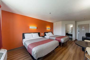 Motel 6-San Antonio TX - Downtown - Alamo Dome