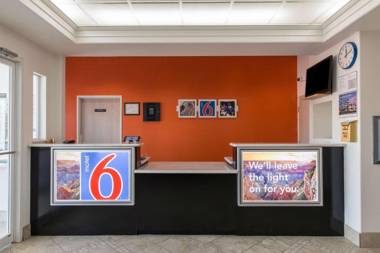 Motel 6-San Antonio TX - Downtown - Alamo Dome