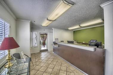 Studio 6-San Antonio TX - Medical Center