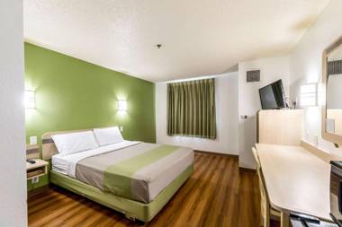 Motel 6-San Antonio TX - South