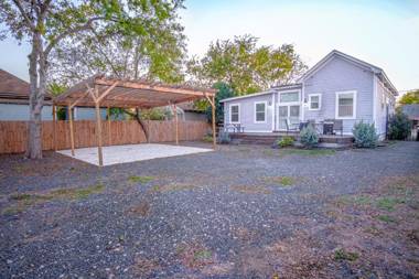 Prosperity Place Remodeled 3BR 2BA Near Downtown