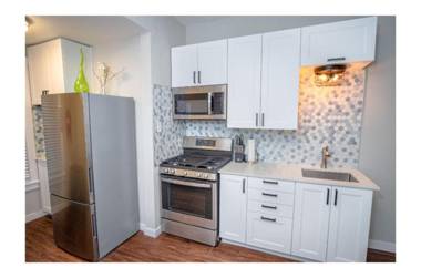 Remodeled Modern 1BR1BA Apt Near Downtown 5min Pearl