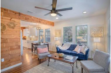 Dazzling 3 BR2 BA Home Near Downtown Tower Americas