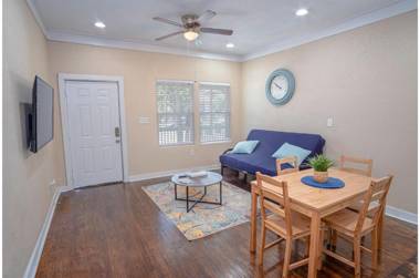 Fabulous Newly Renovated 1Br1Ba Near Downtown