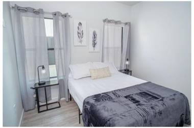 Spectacular Newly Built 3 BR Condo Near Downtown