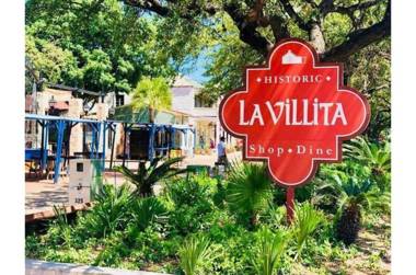 Adorable Guesthouse So Close to Amazing Downtown